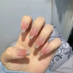-悦指间美甲美睫