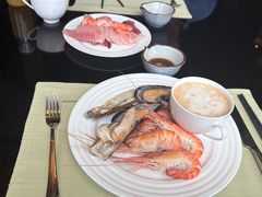 -万达瑞华酒店美食汇自助餐厅(楚河汉街店)