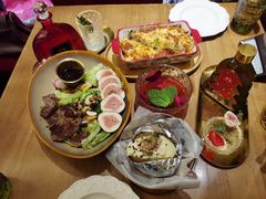 -秘密旅行Bonjour(黑金冠 江南西店)