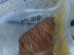 黑豆牛角-味多美蛋糕(航天桥店)