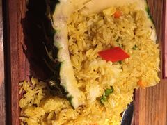 菠萝炒饭-胡桃里音乐酒馆(白云五号T5 MALL店)