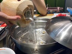 -煲大王猪肚鸡·椰子鸡火锅(红谷滩万达店)