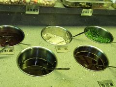 -佰人王串串香火锅(洋珠巷店)