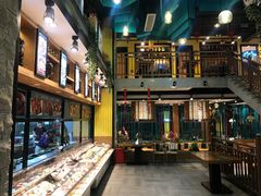 -黄泥岗·地道湖北菜(奥特莱斯店)