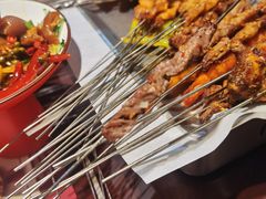 -三个大叔烤羊肉串·歌手驻唱·碳烤鲜肉(西三旗店)