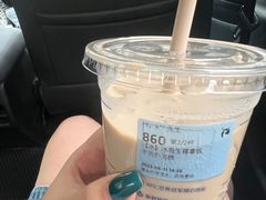 -瑞幸咖啡(苏河1号店)