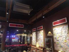 -巴卤社老火锅(财富店)