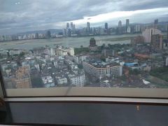 -东方豪景花园酒店·怡景旋转餐厅