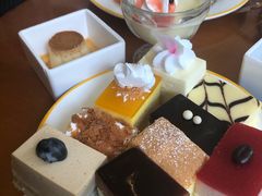 -昆山裕元花园酒店·温莎西餐厅