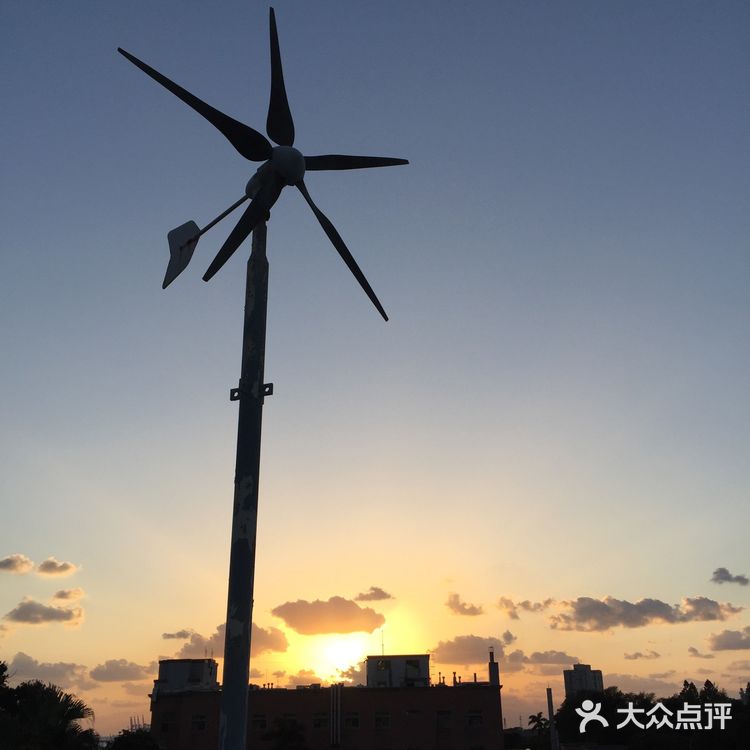 你知道吗？周杰伦的母校就是台湾的淡水，真理大学