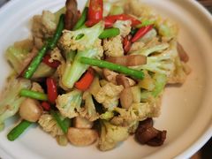 砂锅有机花菜-天怡興·百年蒸饺(中心书城店)