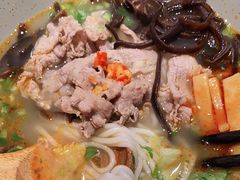 -百春原湖南牛肉粉(百联世纪店)