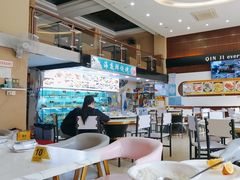 -覃记海鲜美食餐厅