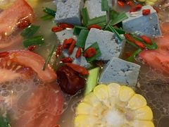 山药排骨牛肉养生汤-花水湾红太阳牛肉汤锅