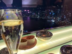 -OZONE 顶楼酒吧(香港丽思卡尔顿酒店)