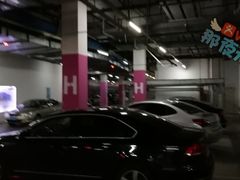 -松江万达广场-停车场