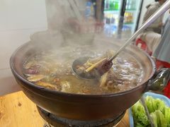 -威邵鸡煲(西华路总店)