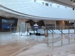 -英皇UA电影城(虹桥天地店)