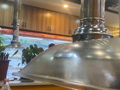 -哈尔滨小酒馆·鲜肉现穿自助烧烤(康新花园店)