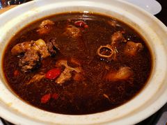 -亿诣蝎府炸酱面羊蝎子火锅(酷车小镇店)