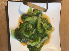 -臻鲜燕海鲜融合餐厅(金陵style店)