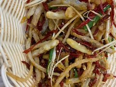 -江城燕子大排档(江汉路步行街店)