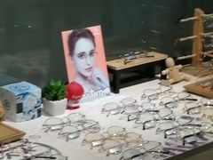 -Trend1881视光·蔡司视觉(领展广场店)
