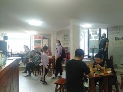 大堂-宝瑞门钉肉饼店