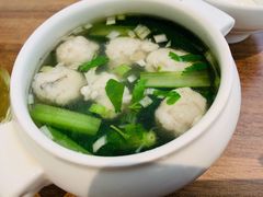 鲜嫩黄花鱼丸汤-将相和·海鲜蒸饺大连菜