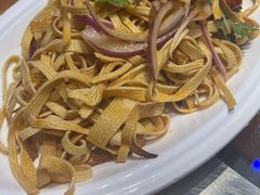 -山河屯铁锅炖·非遗东北菜(南山店)