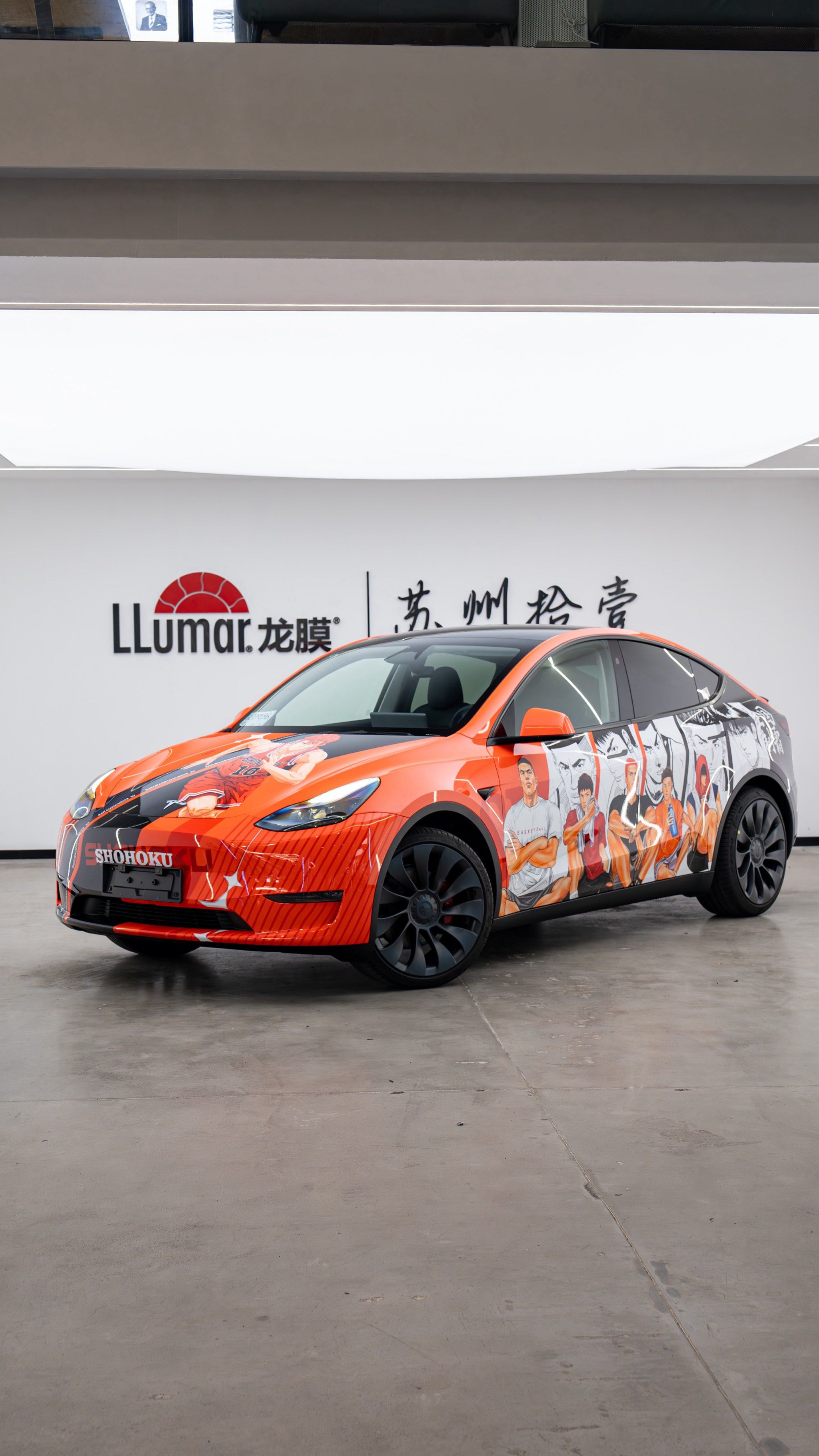 汽车变身基地「eleven·拾壹·llumar龙膜新能源车衣贴膜中心」
改