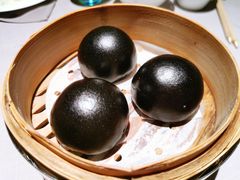 黑金流沙包-新荣记(南京西路店)