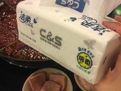 纸巾-酒友老火锅(渝中店)