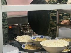 -珠宝街老左杂酱面馆