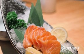 Thick-cut Nordic Salmon