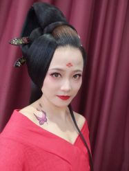 -盘子女人坊生日照·摄影馆(华强店)