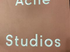 -Acne Studios(芮欧百货店)