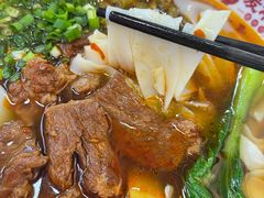 -呷佬·长沙手工米粉(金沙江路店)
