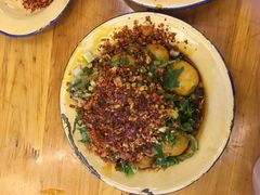 -拈签一笑黄牛肉辣卤串串