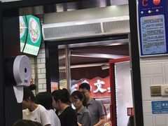 -覃肥叔桂林米粉(粮道街店)