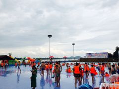 -东湖欢乐水世界