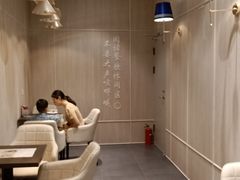 -钟书阁(群光广场店)