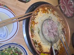 -洱火云南酸菜牛肉火锅(石景山当代商城店)