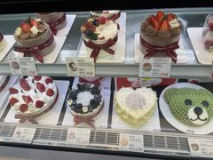 -花花卷卷·鲜食蛋糕(静安久光百货店)