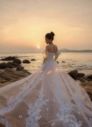 -喜爱高定婚纱摄影