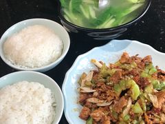 2人辣子炒肉套餐-飞虎过桥米线(翠湖店)