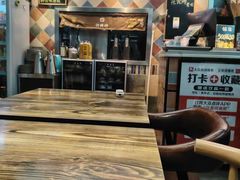 -花食间餐吧(远大购物中心群力店)