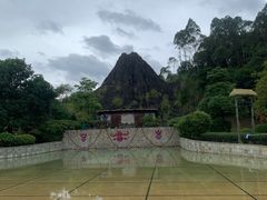 -森波拉火山温泉