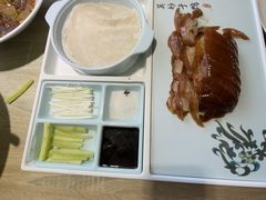 味莊招牌烤鸭-味莊·青岛菜(云霄路店)
