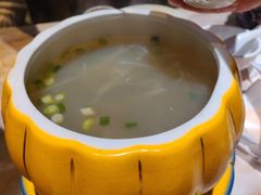 -小鱼儿海鲜港(新村十区店)